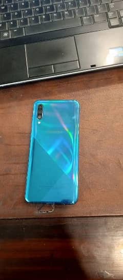 Samsung a30s very good condition