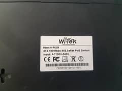 Wi-Tek 6 port Poe network switch