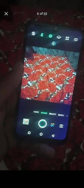 Infinix S4  6+64 PTA official all ok srf finger fault 
Bix 8