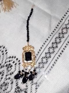 black and golden artificial jewelry set