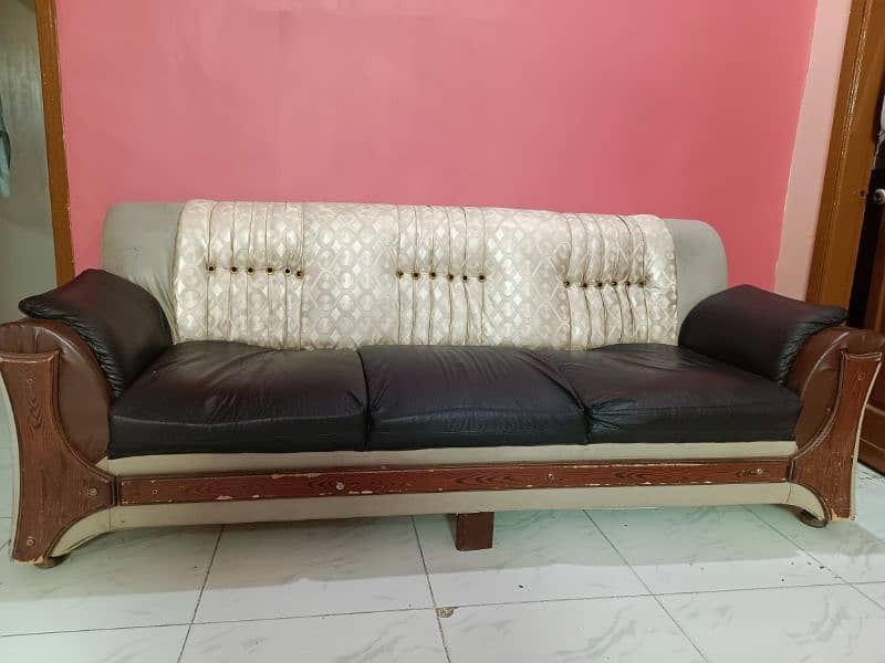 5 Seater Sofa set Urgent Sale 0