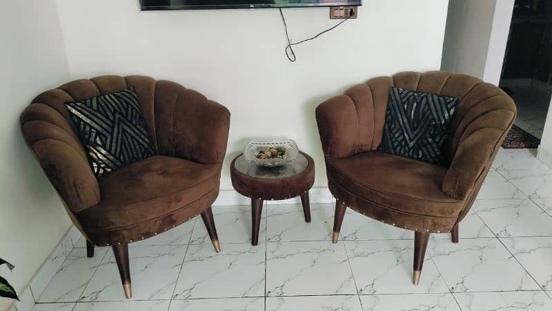 Bedroom Chairs with Round table with seethi complete set 5