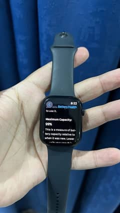 Apple Watch Series 8 45mm 99% Battery health