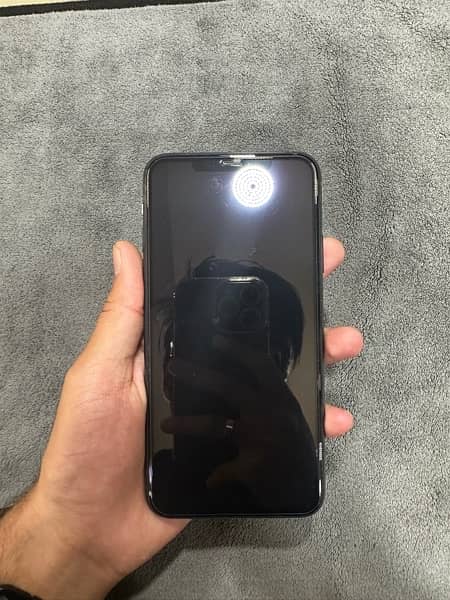 Apple iphone 11 pro max 512 GB PTA Approved 1