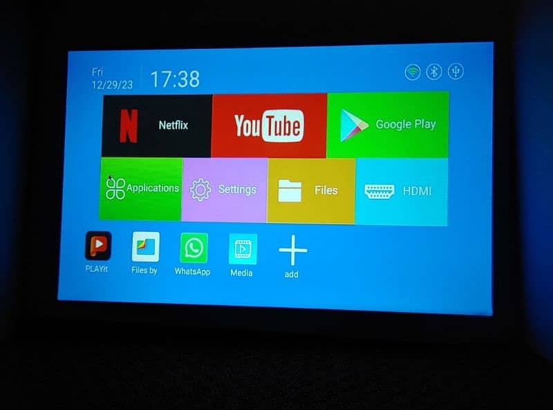 Android smart projector 2