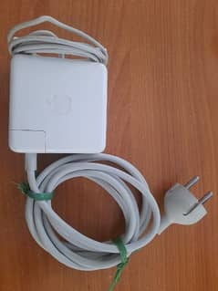 Apple Macbook Charger Adapter 85 Watt