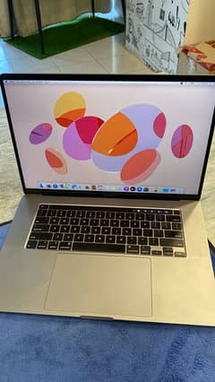 MacBook pro 15 inch 2018 Core i7