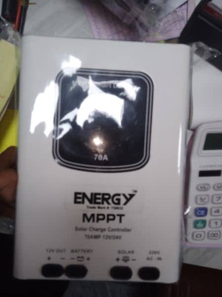 MPPT CHARGE CONTROLLER 70A HYBRID 3