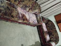 Sofa sale urgent. 12000 only. Gulshan ravi Lahore