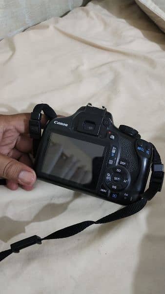 Canon 1300d camera in Good condition 1