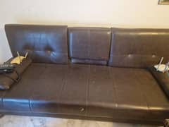 well maintained home used sofa set