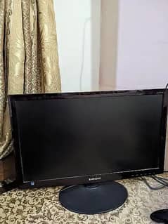 Samsung 24" LED monitor S24C300HL Urgent Sale Slightly Used