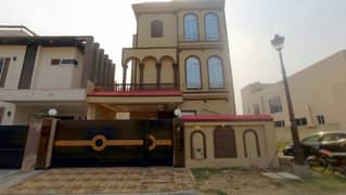 12 Marla Brand New House For Sale In Lake City Executive Sector M-1 Lahore
