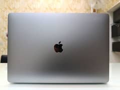 MacBook pro 2018 | 16gb ram | 1tb ssd | 15 inch | 4gb Gpu
