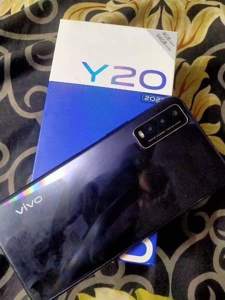 vivo y20 Ram 4 Rom 64 4