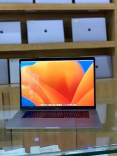 Macbook Pro 2018 Corei7 15inches Display Best Price