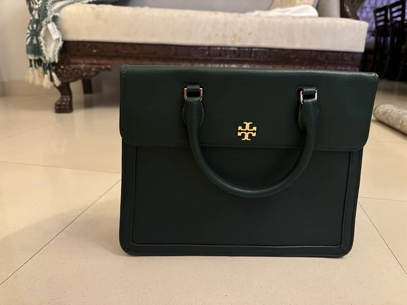 Tory burch branded bag 1