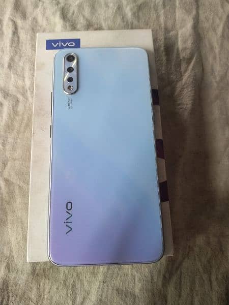 vivo S1 Ram 4 Rom 128 4