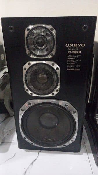 Onkyo D66 speakers 8