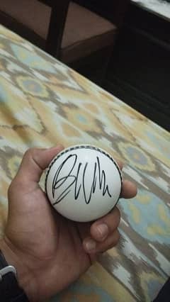 cricket ball signed by Pakistan cricket star