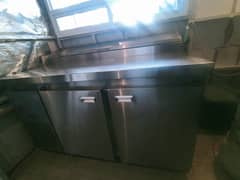 Electric Prep Table & Hot Plate (brand new) for immediate sale