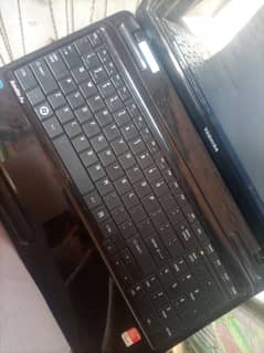 Toshiba i3 laptop good condition