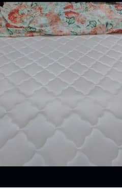 Diamond king size mattress 72-78. . 9 inch thickness