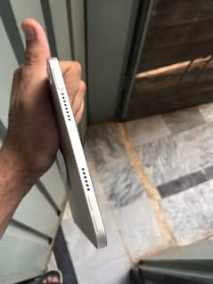 ipad mini 6 / 64 gb - serious buyer’s contact only
