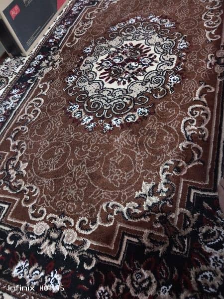 I'm selling my centre carpet in Excellent condition 2