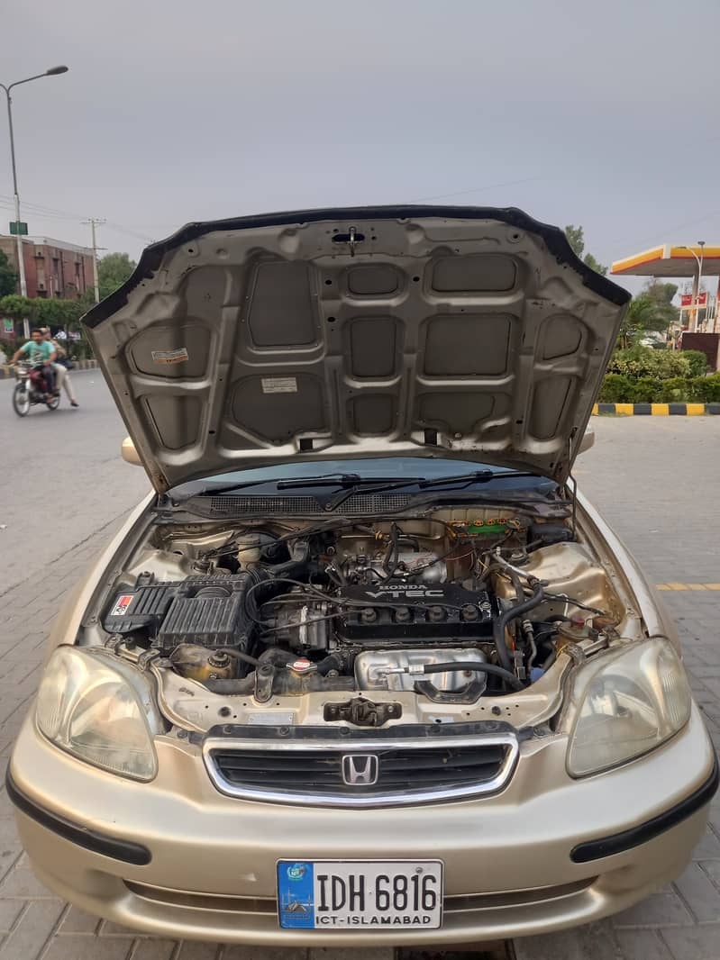 Family Used CIVIC VTI AUTOMATEC for sale in Gujranwala 11