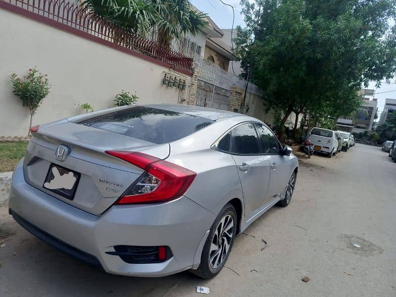 Honda Civic Oriel 2017 5