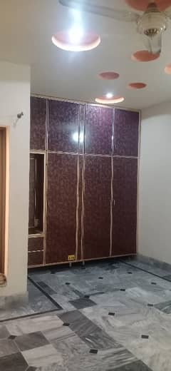 7 marla upper portion available for rent in Shadman town sargodha road Faisalabad