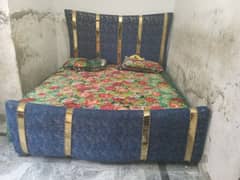 new condition poshish bed 10/10 0