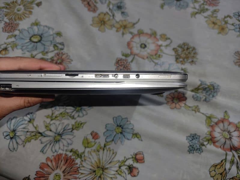 Tablet Laptop URGENT SALE 16