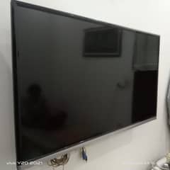 Urgent Sale TCL 40" Led HD TV!!! Just Like New !!! Only 6 Month Use