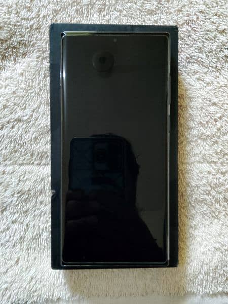 Samsung s22 ultra 10/10 condition with imi match box 8