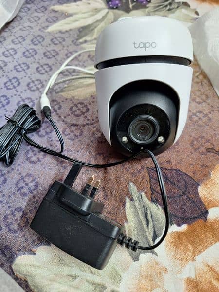 TP_ LINK Tapo 1080p full HD outdoor pan/tilt security camera  360° 0