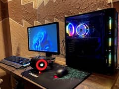Gaming setup (PC + monitor)