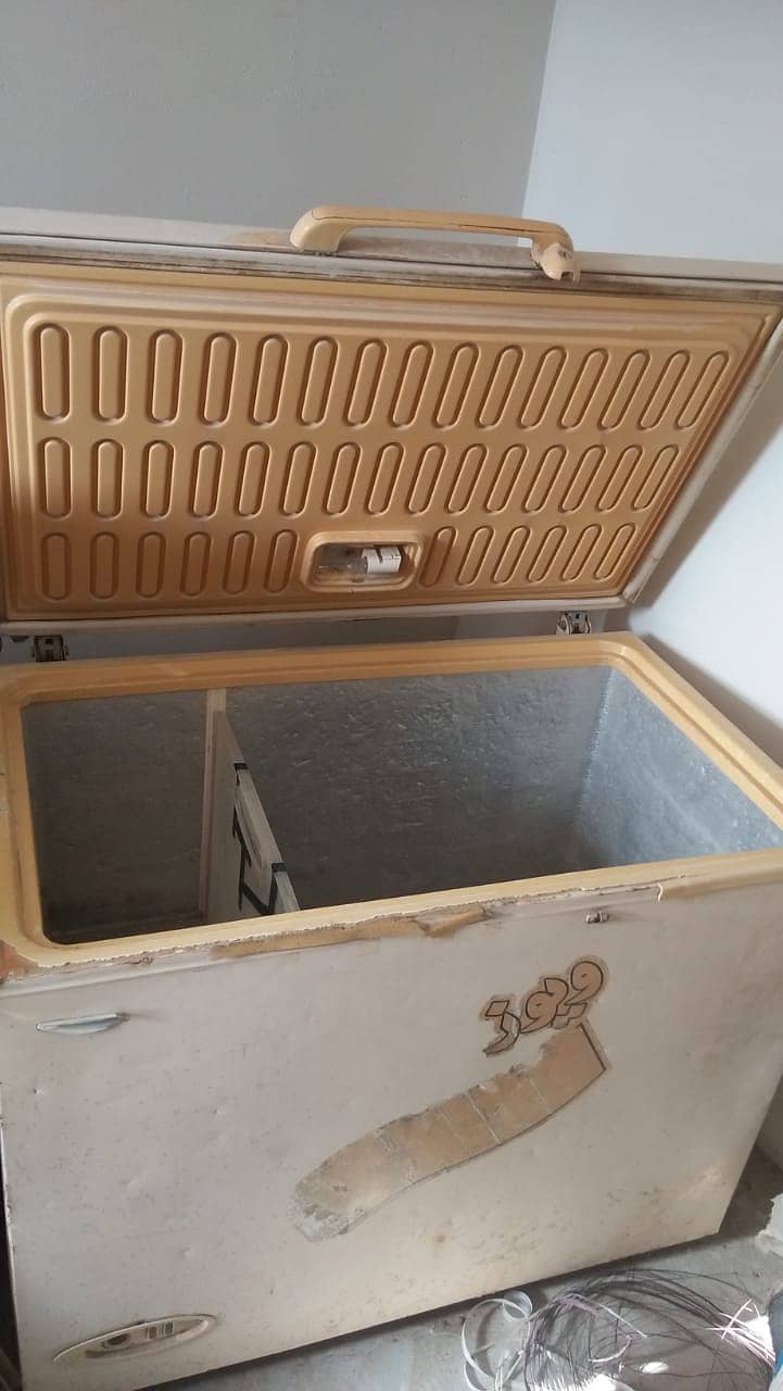 Waves deep freezer for sale 4