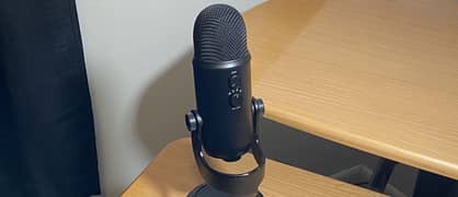 Blue Yeti - Special Blackout Edition For Sale