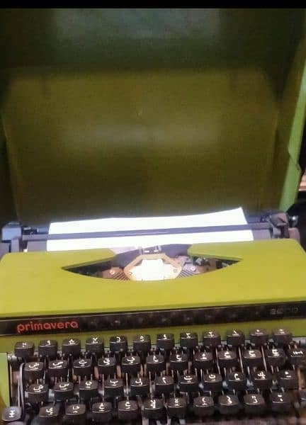 Urdu Typewriter Portable with Cover Case primavera Italian 4