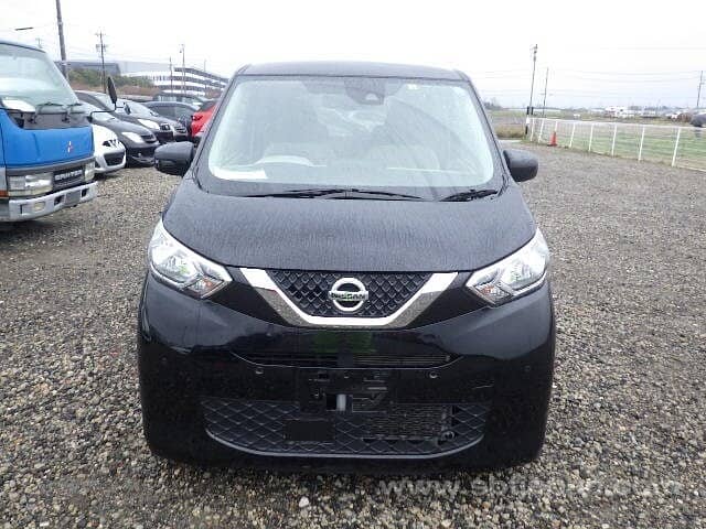 Nissan Dayz X Package 2021 4 Grade 7