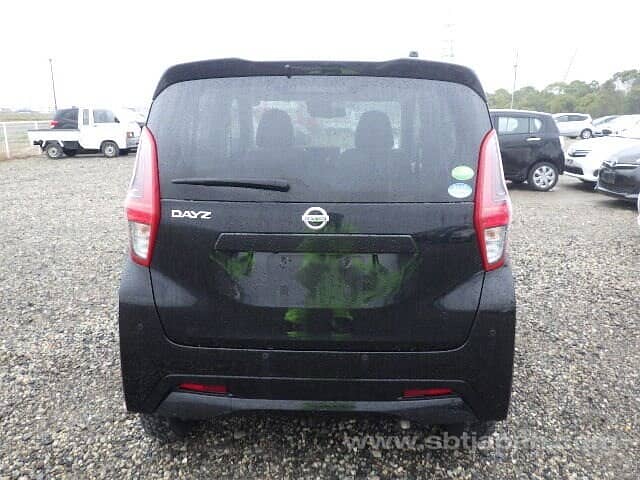 Nissan Dayz X Package 2021 4 Grade 8