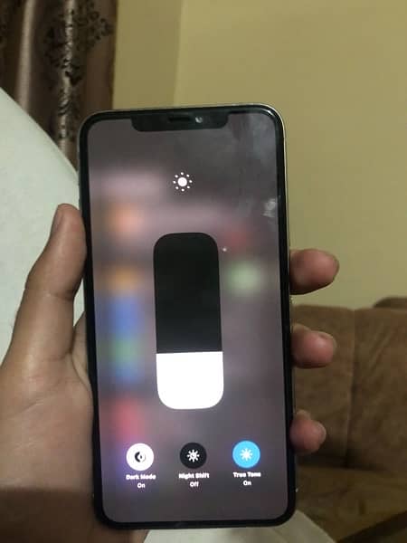 iphone 11 pro max 3