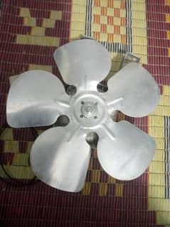 Fridge cooling fan in good condition