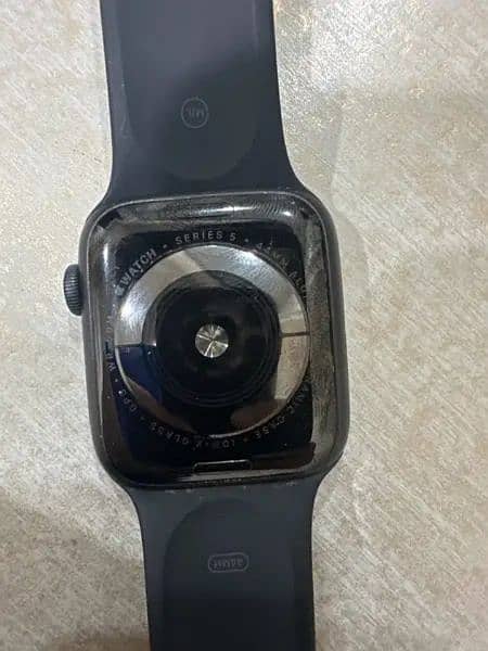 Apple Watch Series 5 44mm 0