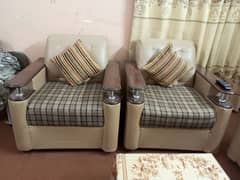 7 seater sofa in very good condition and price