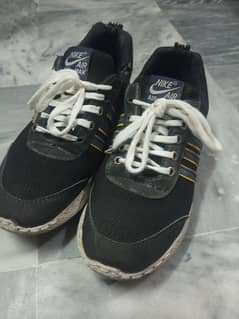 Black color sneakers for kids size 39