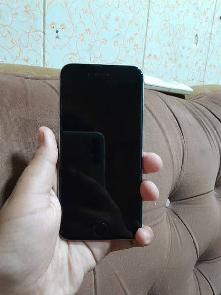 iPhone 6 good condition 2