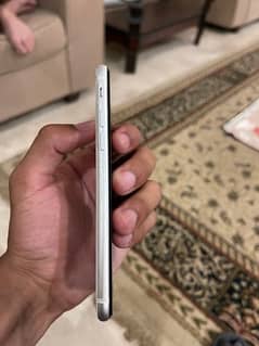 iphone se 2020 (Exchange Available )